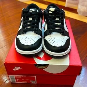 Nike Low Panda Dunks Kids with Box